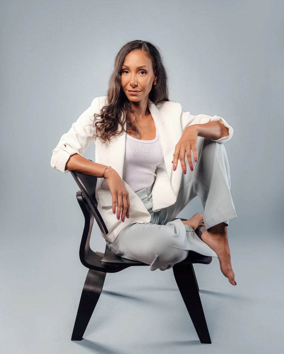 Portrait of Sarah, founder of Pinc Wellness, Australia’s natural feminine care brand.